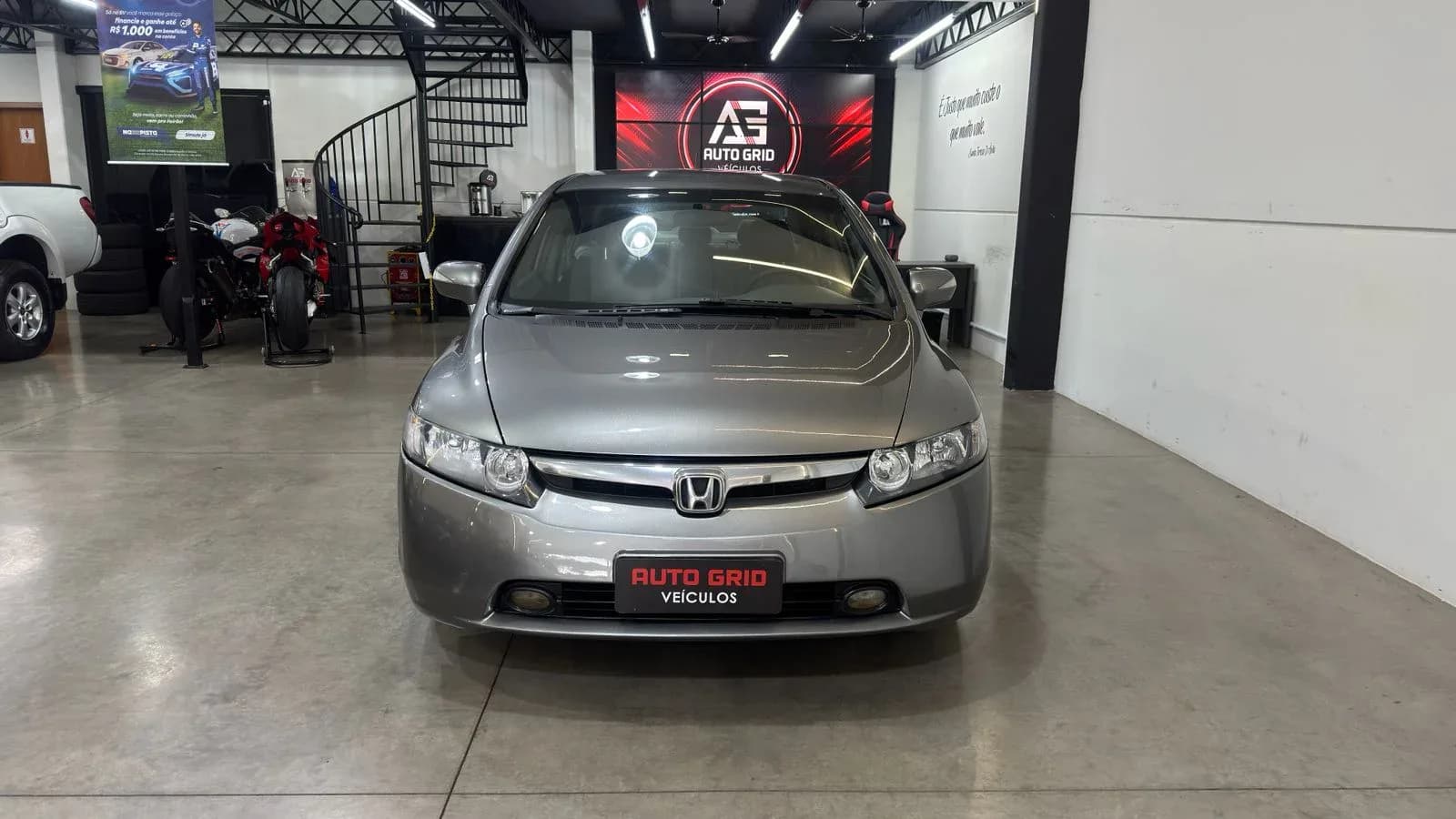Honda Civic — foto 1